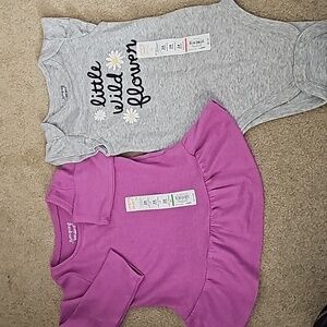 NWT 24M Jumping beans set of long sleeved purple shirt and flower one-sie